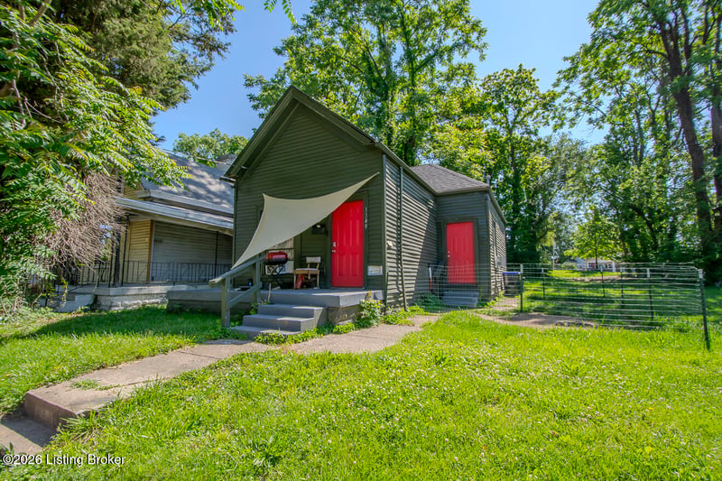 1349 S 26th St, Louisville, KY 40210
