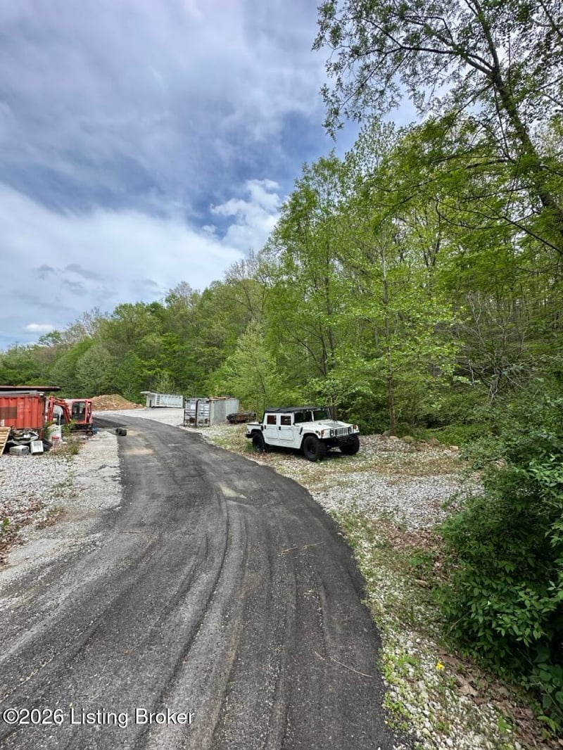 13500 Taylorsville Rd, Louisville, KY 40299