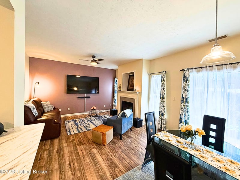 13533 Pinnacle Gardens Cir, Louisville, KY 40245