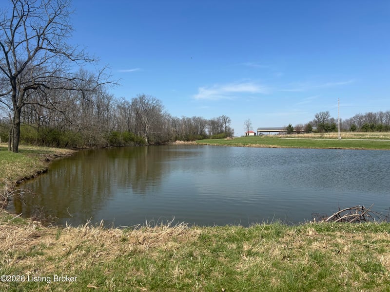 1357 Castle Hwy, Eminence, KY 40019