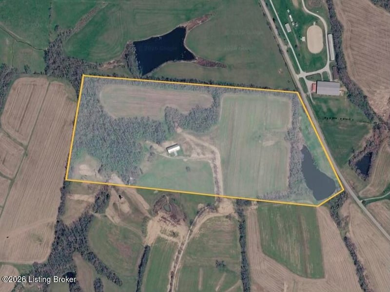 1357 Castle Hwy, Eminence, KY 40019