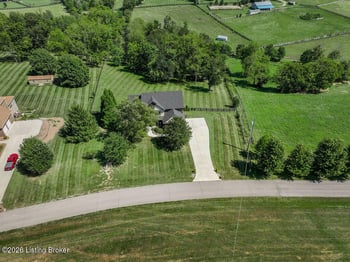 136 Seahawk Trl, Midway, KY 40347