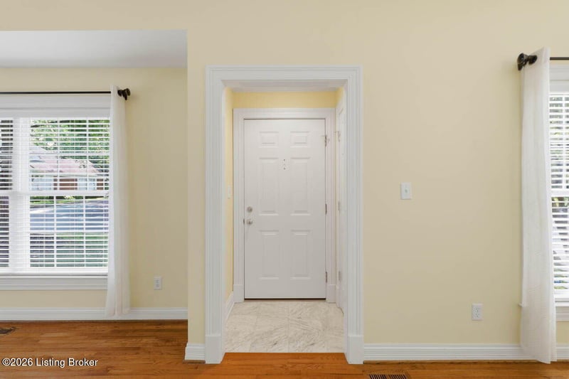 13615 Arbor Crest Cir, Louisville, KY 40245