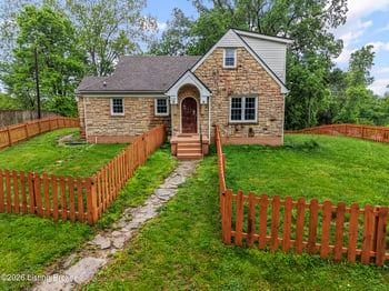 137 Eastview Dr, Taylorsville, KY 40071