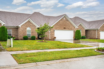 137 Locust Hill Dr, Mt Washington, KY 40047