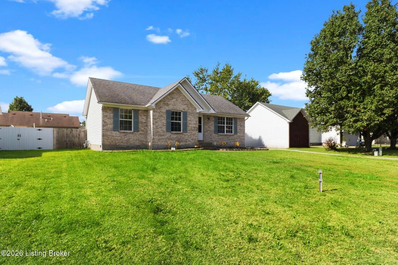 137 Stellar Dr, Shepherdsville, KY 40165