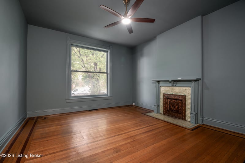 1372 S Floyd St, Louisville, KY 40208