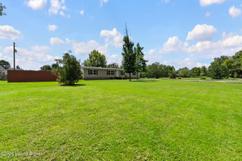 1379 Beech Grove Rd, Shepherdsville, KY 40165