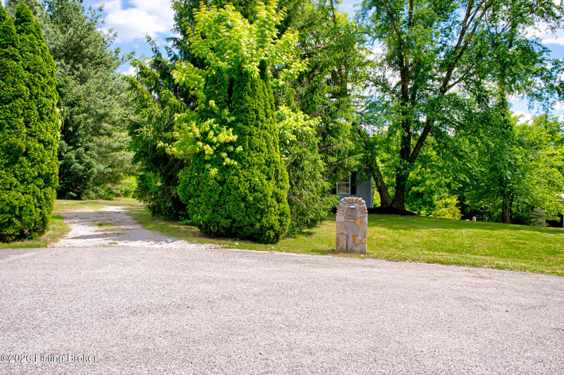 138 Kimberly Ct, Taylorsville, KY 40071