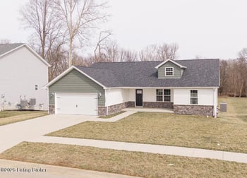 138 Sawgrass Ave, Vine Grove, KY 40175
