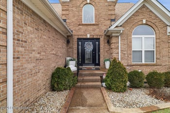 13810 Fancy Gap Dr, Louisville, KY 40299