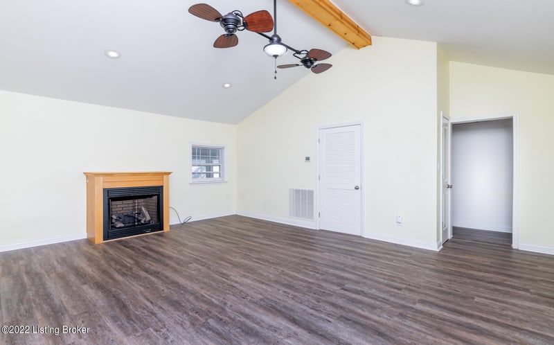 139 Millcreek Rd, Radcliff, KY 40160