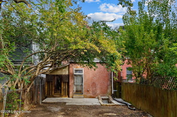 1390 S 2nd St, Louisville, KY 40208