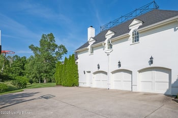 13905 River Glen Ln, Prospect, KY 40059