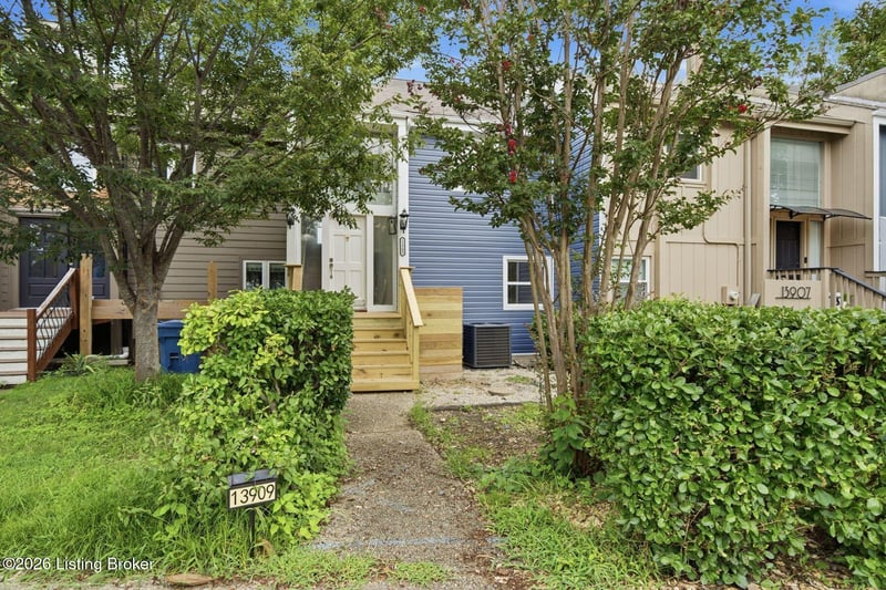 13909 Harbour Pl, Prospect, KY 40059