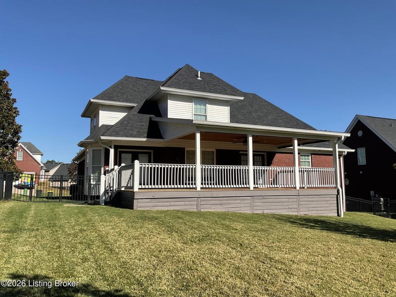13912 Lake Bend Ct, Louisville, KY 40299