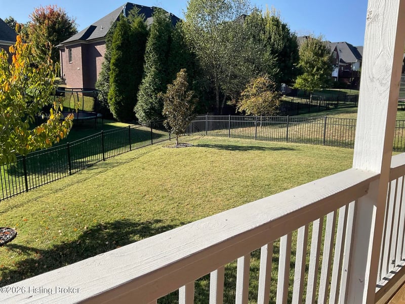 13912 Lake Bend Ct, Louisville, KY 40299
