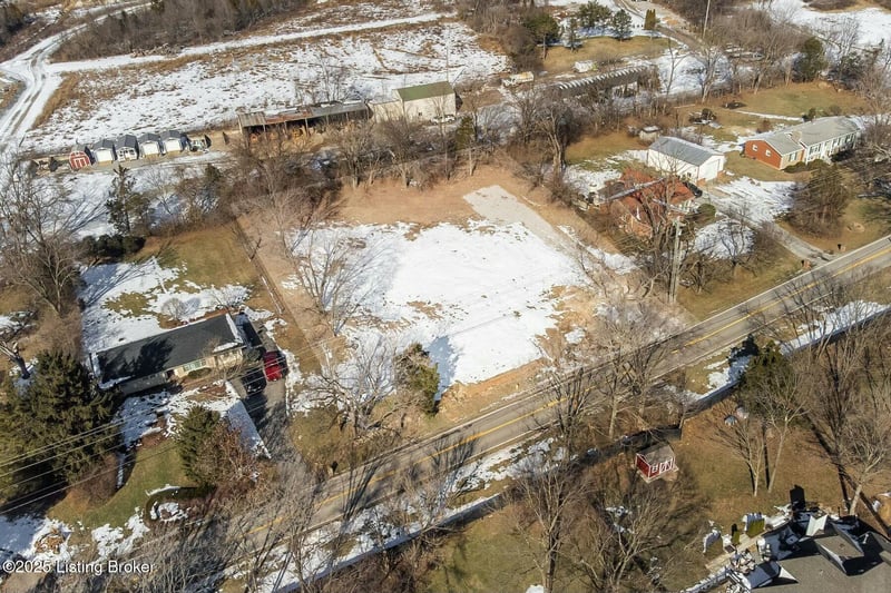 13921 Aiken Rd, Louisville, KY 40245