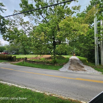 13921 Aiken Rd, Louisville, KY 40245