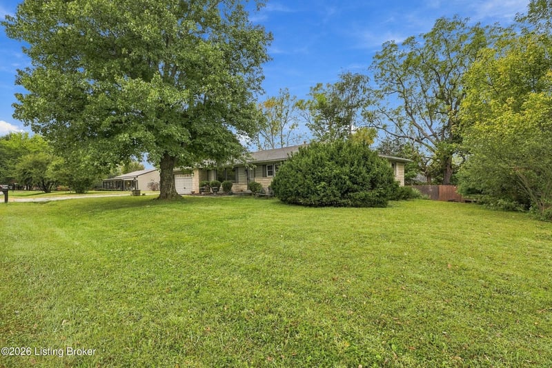 140 Ample Way, Shepherdsville, KY 40165