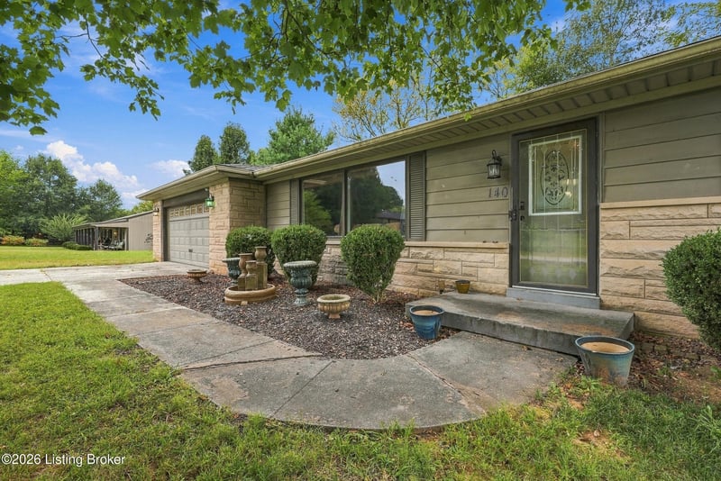 140 Ample Way, Shepherdsville, KY 40165