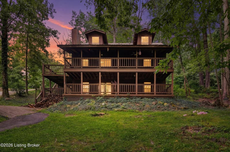 140 Hudson Rd, Bee Spring, KY 42207