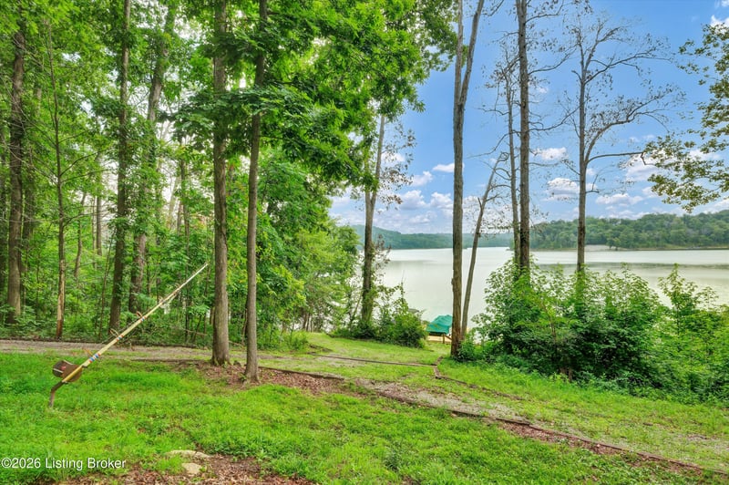 140 Hudson Rd, Bee Spring, KY 42207