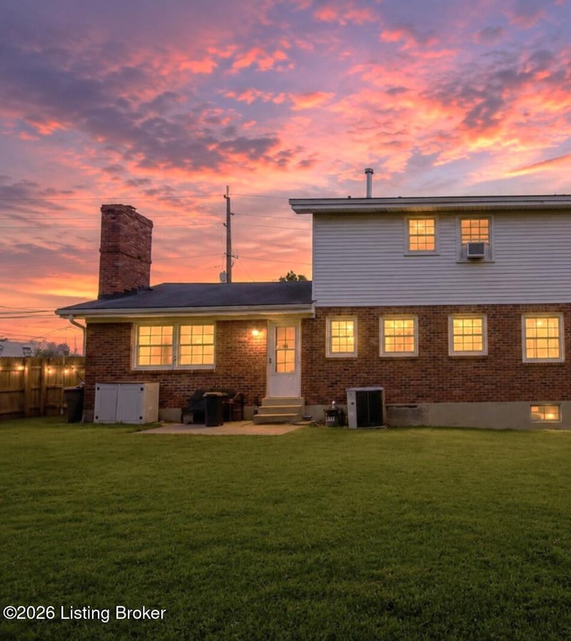 140 Todd Dr, Mt Washington, KY 40047
