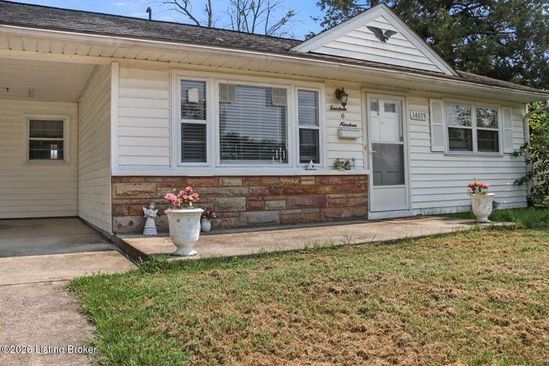 14019 Darwin Blvd, Louisville, KY 40272