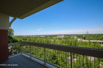 1409 Mockingbird Terrace Dr #403, Louisville, KY 40207