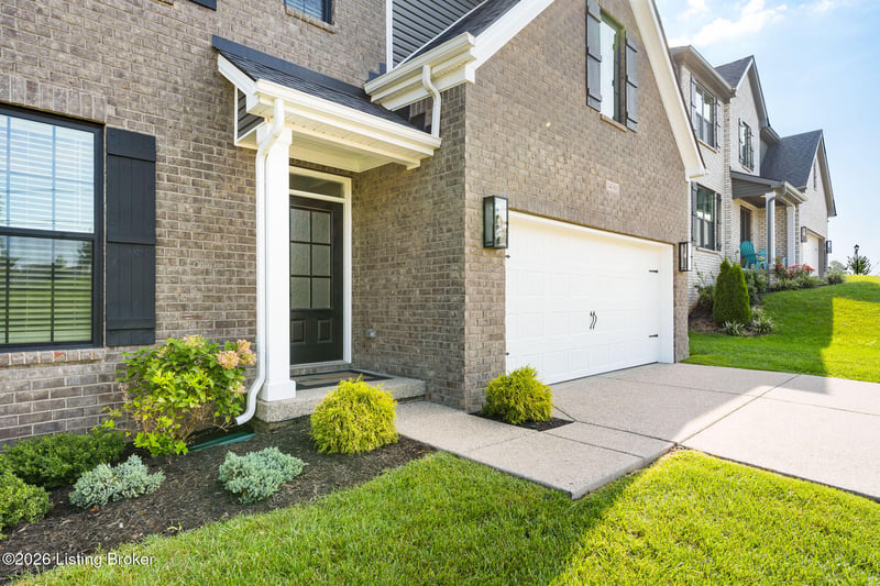 14101 Kings Chapel Way, Louisville, KY 40245
