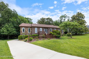 14114 Tree Crest Ct, Louisville, KY 40245