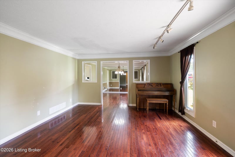 14114 Tree Crest Ct, Louisville, KY 40245