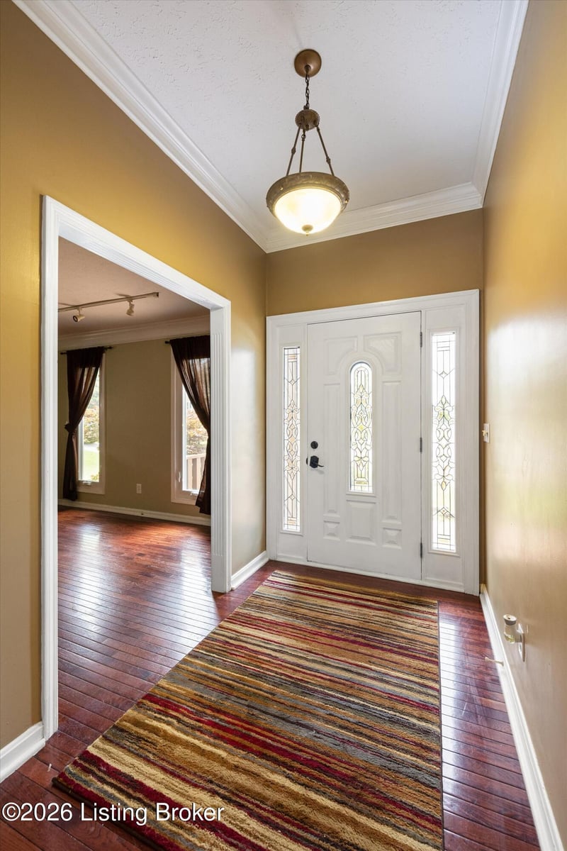 14114 Tree Crest Ct, Louisville, KY 40245