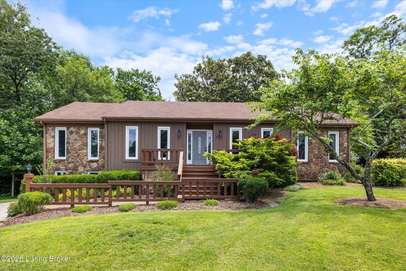 14114 Tree Crest Ct, Louisville, KY 40245