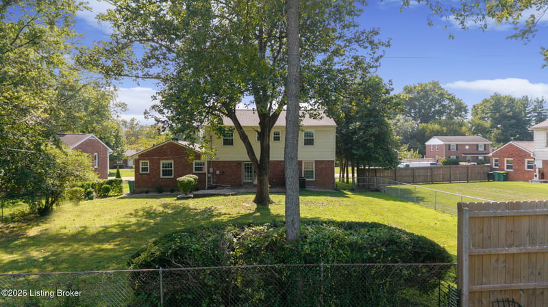 1415 Carlimar Ln, Louisville, KY 40222