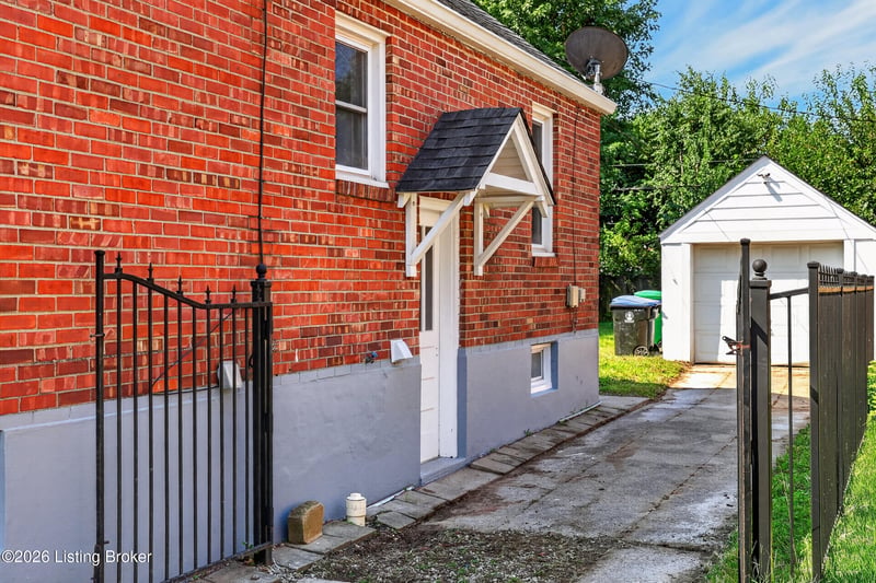1416 Larchmont Ave, Louisville, KY 40215