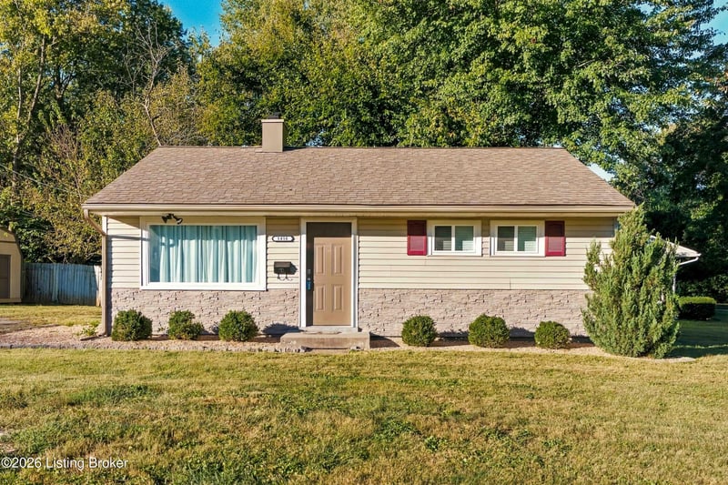 1416 Old Mill Rd, Lyndon, KY 40242