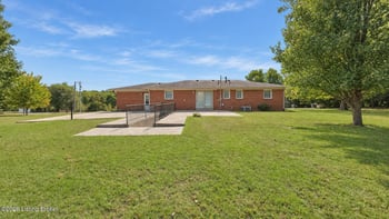 1416 Tucker Dr, Bardstown, KY 40004