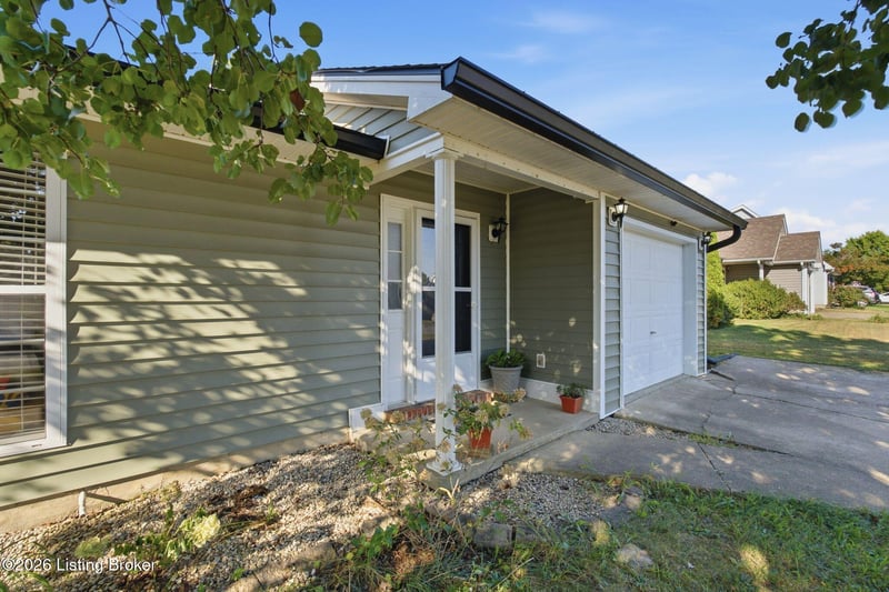 1416 Wendy Dr, Lawrenceburg, KY 40342