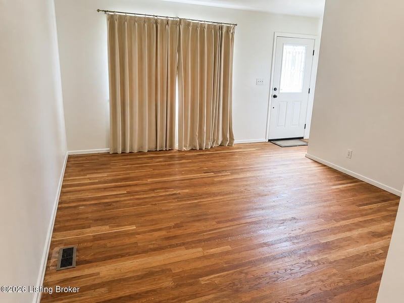 1417 N English Station Rd, Louisville, KY 40223