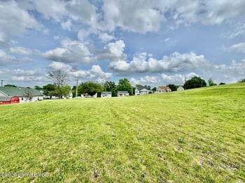 142 Armory, Springfield, KY 40069