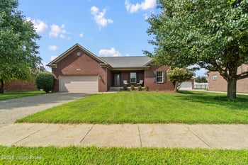 142 Hill Terrace Dr, Mt Washington, KY 40047