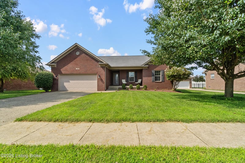 142 Hill Terrace Dr, Mt Washington, KY 40047