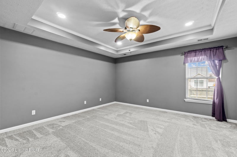 142 Hill Terrace Dr, Mt Washington, KY 40047