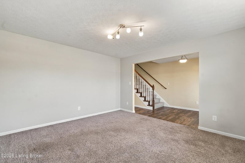 142 Reserves Blvd, Shepherdsville, KY 40165