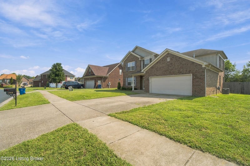 142 Reserves Blvd, Shepherdsville, KY 40165