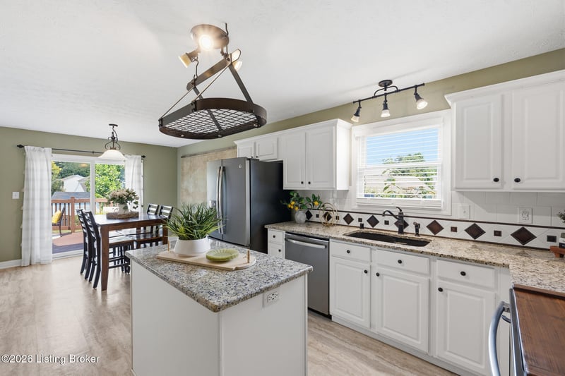 14223 Academy Ridge Blvd, Louisville, KY 40245