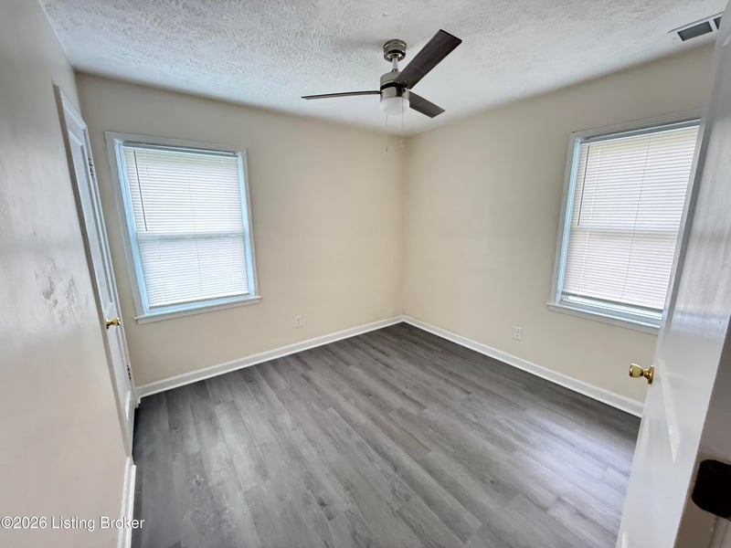 1424 Lillian Ave, Louisville, KY 40208