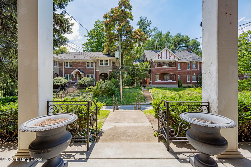1429 Everett Ave #2, Louisville, KY 40204